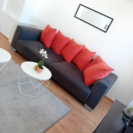 Stellas Monteurwohnungen Apartment Crimmitschau