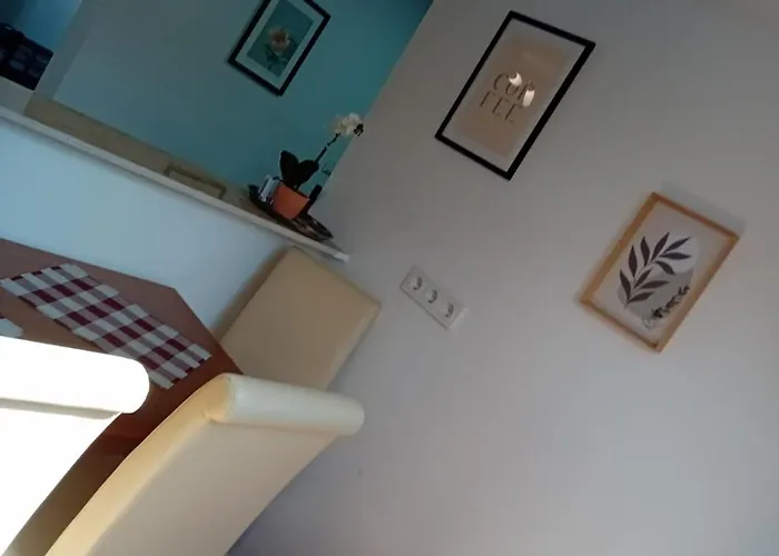 شقة Stellas Monteurwohnungen *