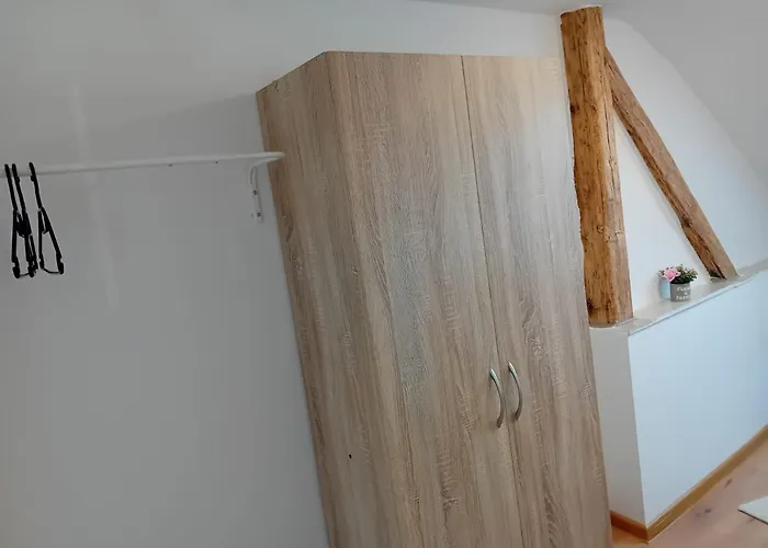 Stellas Monteurwohnungen Crimmitschau